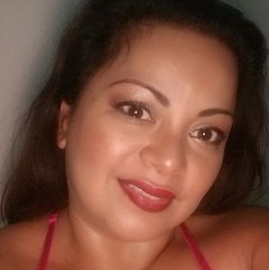 Meet your Posher, Iris